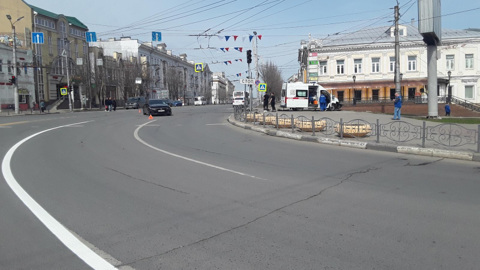 В Иванове скорая спешила на вызов и попала в ДТП
