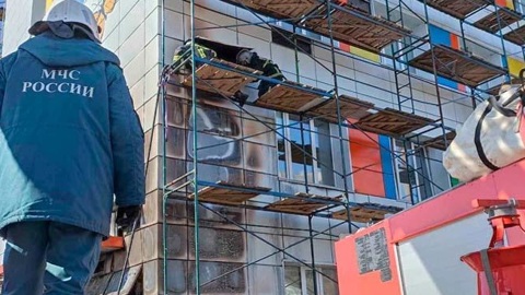 В детской поликлинике в Мурманске произошел пожар