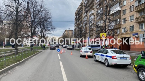 На востоке Москвы машина сбила ребенка на самокате