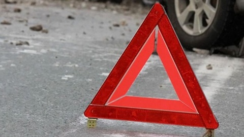 В Омской области в кювет опрокинулся пассажирский автобус