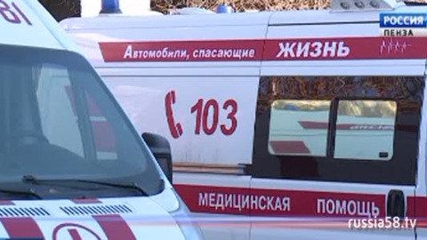 Рабочий сорвался с крыши 5-этажного дома на Сахалине