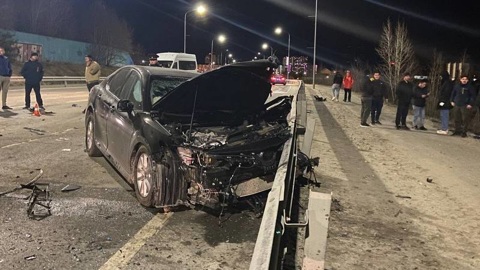 В лобовом ДТП в Ханты-Мансийске погиб человек, еще шестеро пострадали