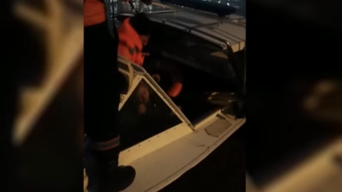 22-летняя девушка упала с моста в реку в Новосибирске