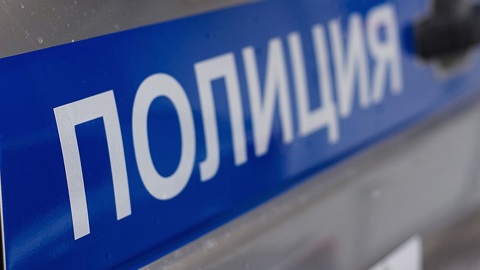 На последнем звонке в Приморье учителя подрались с выпускницей