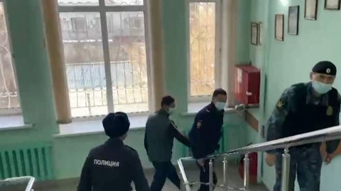 Выбросившего в окно с восьмого этажа детей тувинца ждет суд