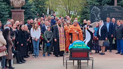 В Малоярославце простились с десантником, погибшим в ходе спецоперации