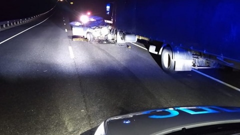 Под Курском водитель легковушки погиб в ДТП с большегрузом