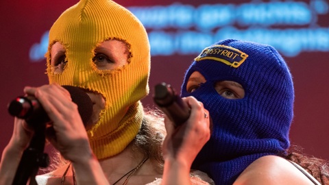 Участницу Pussy Riot Анну Кузьминых объявили в розыск