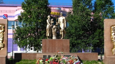 Бросивший куртку в Вечный огонь арестован на Сахалине