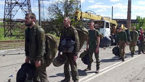 Киевские власти три месяца кормили обещаниями боевиков на "Азовстали"