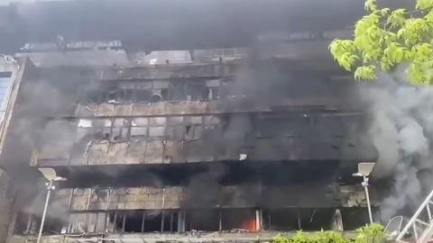 Собянин: пожар в бизнес-центре "Гранд Сетунь Плаза" потушен