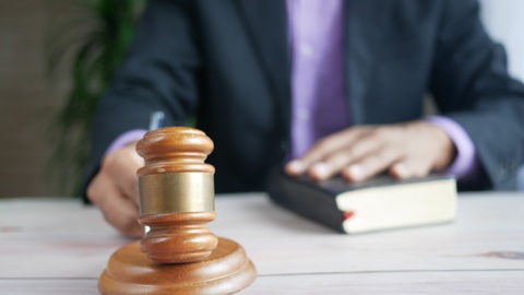 Житель Карелии напал на полицейского в его кабинете