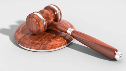 В Туве осудили стоматолога, по вине которого погиб 5-летний ребенок