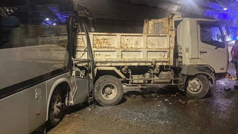 Около 20 человек пострадали в аварии с экскурсионным автобусом в Сочи
