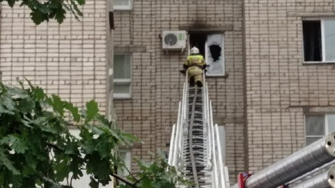 Под Челябинском во время грозы вспыхнула квартира