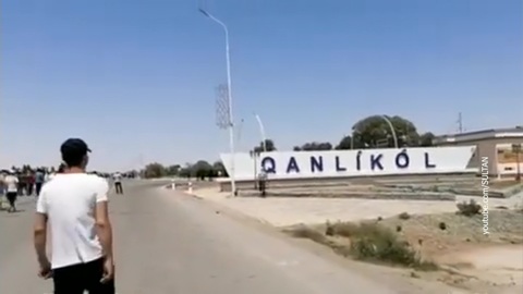 Мирзиеев отменил режим ЧП в Каракалпакии