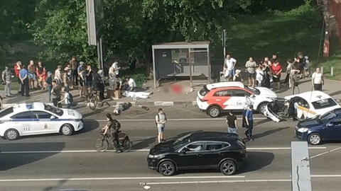 Водитель каршеринга сбил трех пешеходов в Люберцах