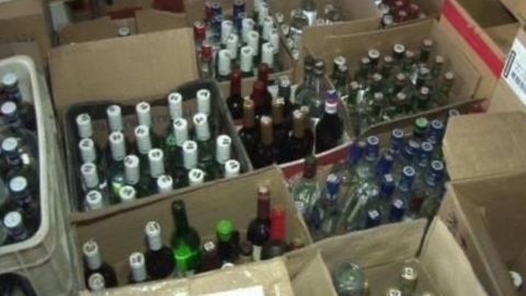 В красноярской полиции пропали почти 500 бутылок алкогольных вещдоков