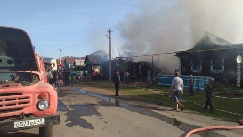 Пожар в частном доме в Башкирии унес жизни двух человек, в том числе ребенка