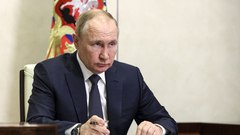 Путин поручил создать всероссийское молодежное экологическое движение
