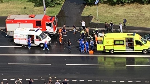 В канализацию на юго-востоке Москвы провалились 12 человек