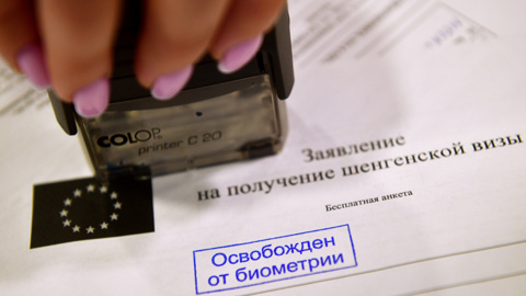 Чехия запретит въезд россиянам с туристическими шенгенскими визами