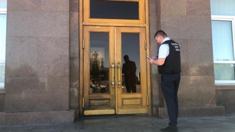 В Орле возбудили дело после попытки поджога обладминистрации
