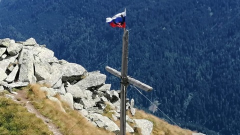 С итальянского символа мира убрали российский флаг