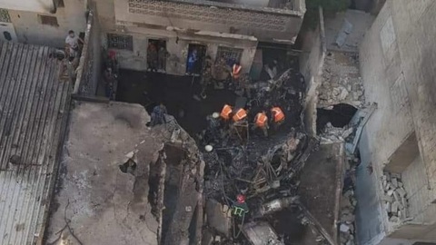 Военный вертолет разбился в Сирии, команда не выжила