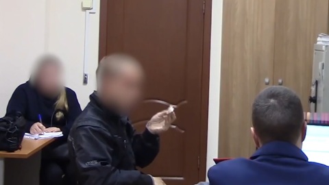 Напавшего на полицейских с ножом жителя Подмосковья арестовали