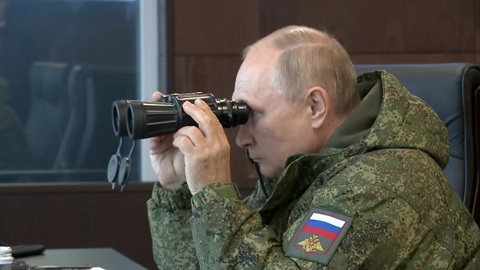 Путин посетил один из полигонов учений "Восток-2022"