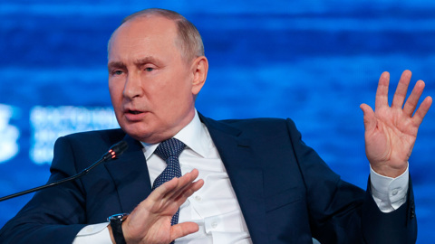 Волчий хвост, короткие руки, ответ плевком: Владимир Путин о Западе