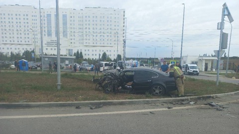 Водитель микроавтобуса устроил массовое ДТП в Симферополе