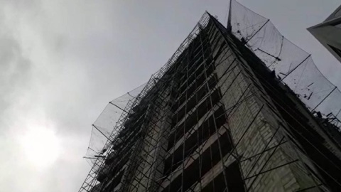 Семь человек погибли при обрушении лифта в строящемся здании в Индии