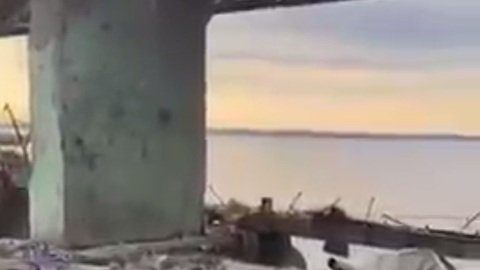 В Кривом Роге подорвали дамбу для снижения уровня реки Ингулец