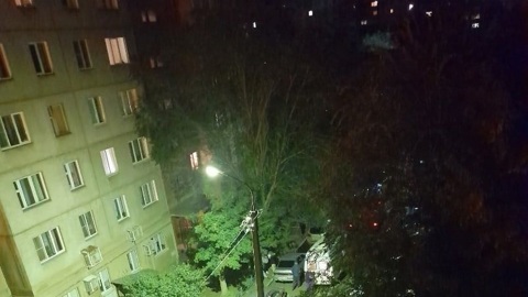 Двое мужчин госпитализированы после взрыва в жилом доме