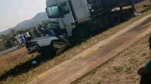 19 детей погибли в аварии со школьным микроавтобусом