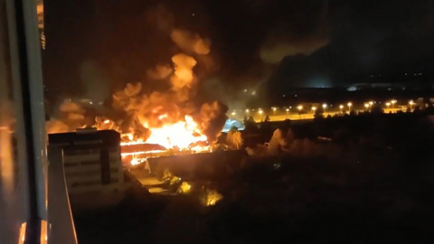 Ликвидировано открытое горение в здании производителя лаков и красок в Ижевске