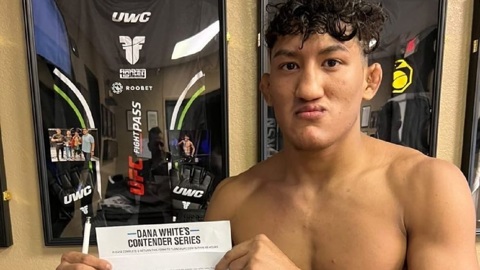Боец Рауль Росас вошел в историю UFC