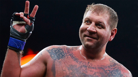 "Вывеска будет громкой". Александр Емельяненко проведет бой летом