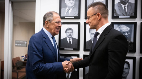 ЕС не имеет права запрещать Венгрии вести переговоры с Лавровым
