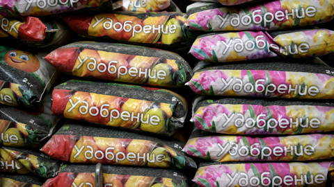 РФ в 2022 году экспортировала 21 млн тонн продовольствия и 14,5 млн тонн удобрений
