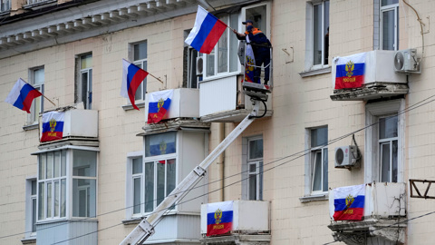 Для наблюдателей очевидна предвзятость Запада в оценке референдумов в Новороссии