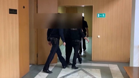 Житель КБР среди бела дня застрелил преследовавшего его вымогателя