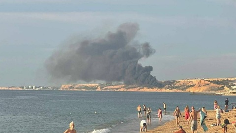 В Севастополе самолет загорелся после посадки