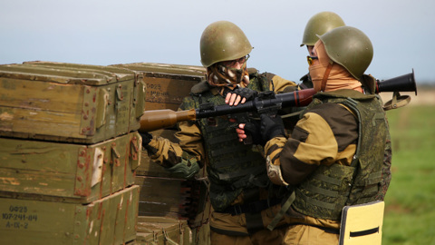Добровольцев приравняли к военнослужащим
