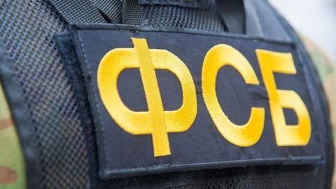 Несостоявшихся торговцев двигателями вертолетов предупредили спецслужбы