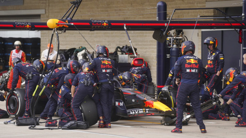 Команда Red Bull выиграла Кубок конструкторов "Формулы-1"