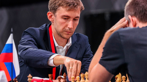 Сергей Карякин провел сеансы одновременной игры с детьми Донбасса