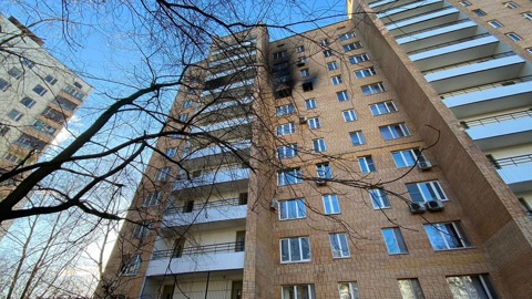 Пожар в столичной многоэтажке унес жизнь одного человека